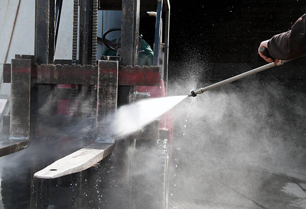  Iron Mountain, MI Pressure Washing Pros