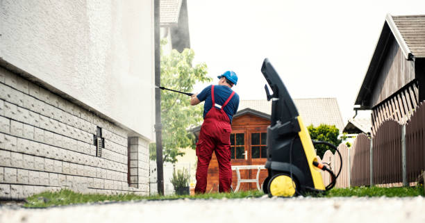 Pressure Washing Brick in Iron Mountain, MI